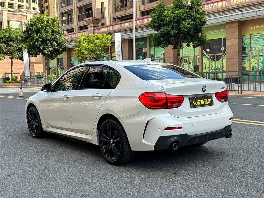 BMW 1 Series 2022 #14 BMW 1 Series 2022 car image #14