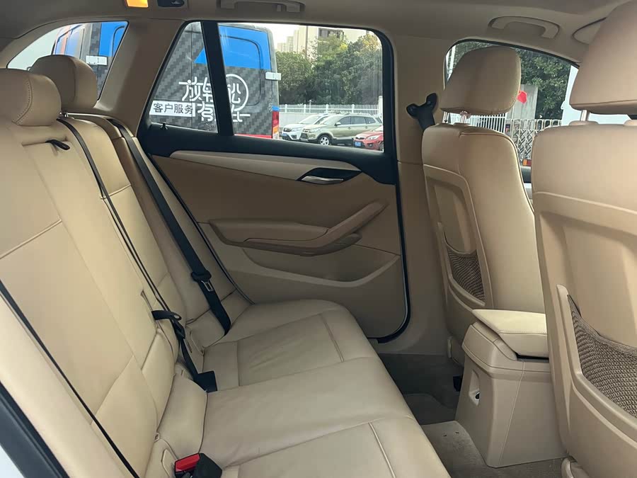 BMW X1 (Imported) 2012 imagem de carro #14