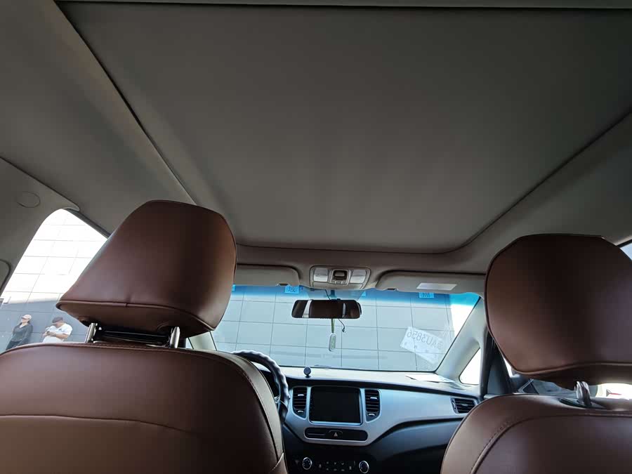 起亚 佳乐 2015 汽车图片 #14