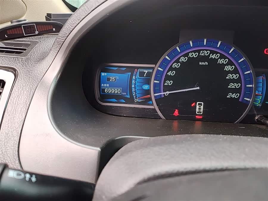 BYD S6 2016 #14 BYD S6 2016 car image #14