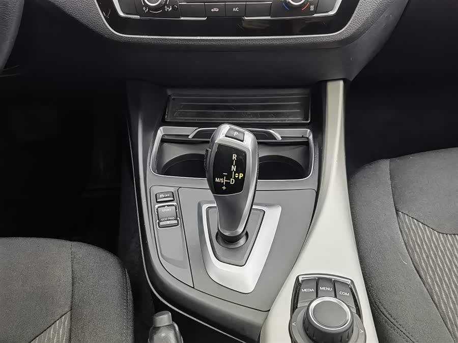 BMW 1 Series (Imported) 2019 car image #14