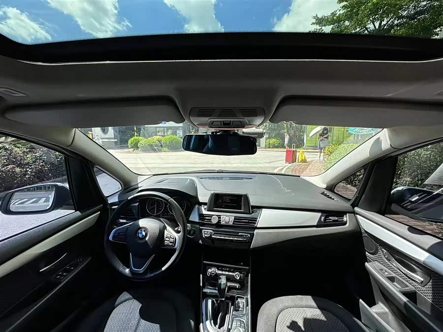 BMW 2 Series Gran Tourer 2015 car image #14