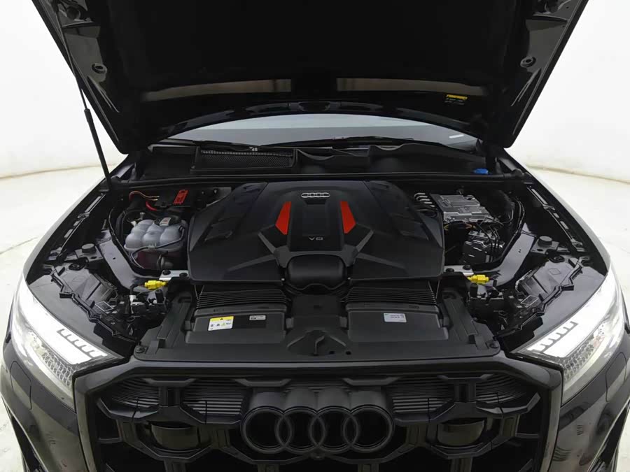 Audi SQ7 2024 изображение автомобиля #14