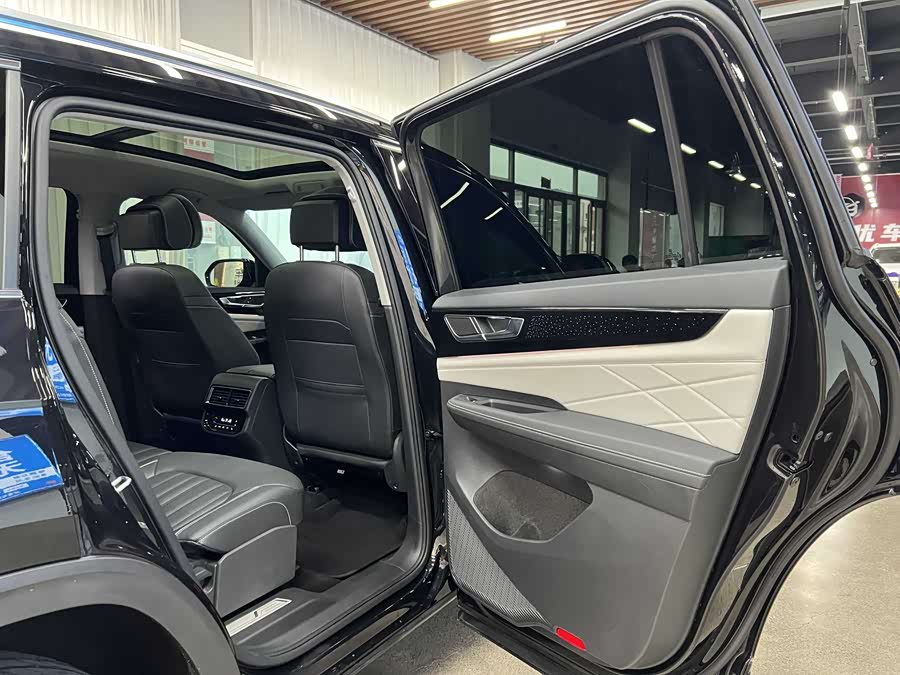 Volkswagen Teramont 2024 car image #14