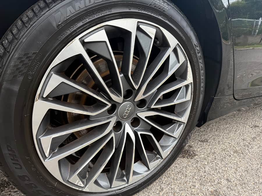 Audi A6L New Energy 2021 #14 Audi A6L New Energy 2021 car image #14