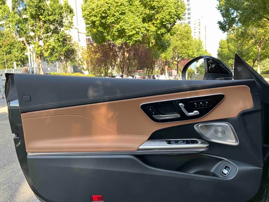 Mercedes-Benz CLE Class 2025 car image #14