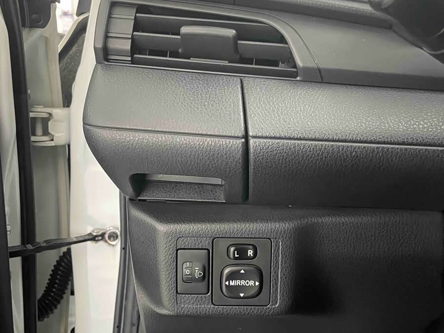 丰田 YARiS L 致炫 2021 汽车图片 #14