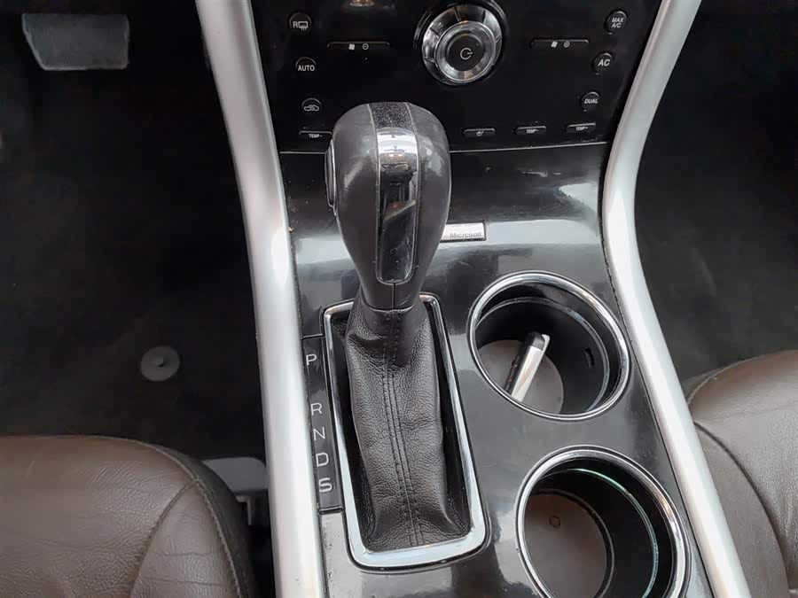 Ford Edge (Imported) 2014 immagine di auto #14