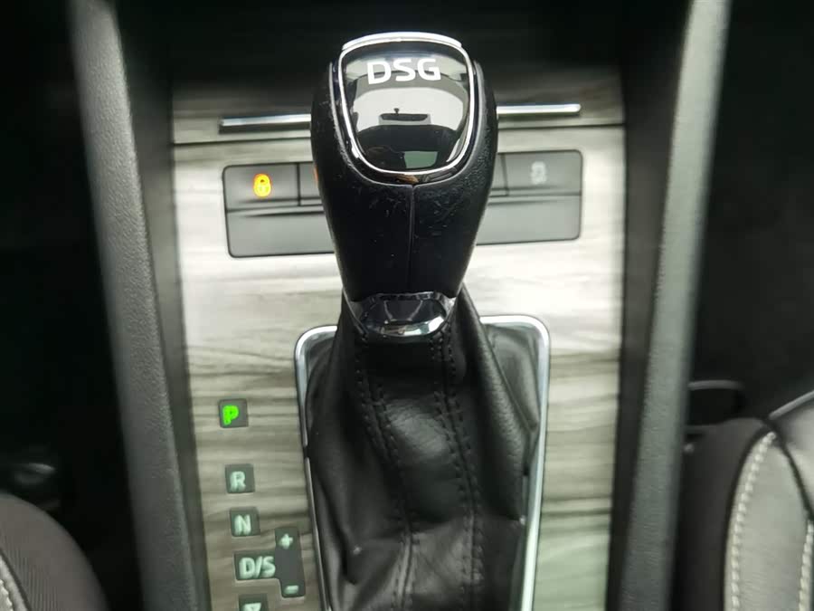 Skoda Octavia 2016 car image #14