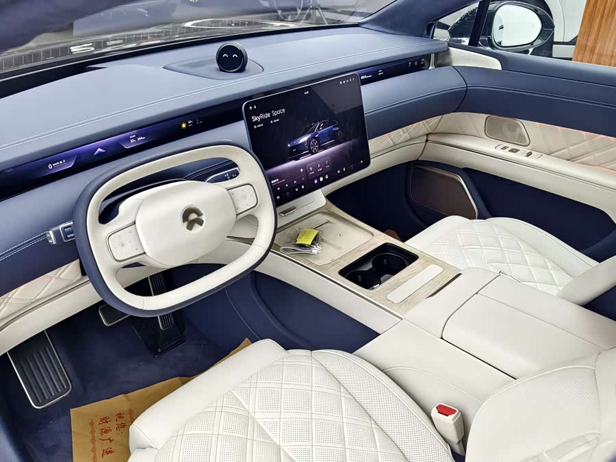 蔚来 蔚来ET9 2025 汽车图片 #14