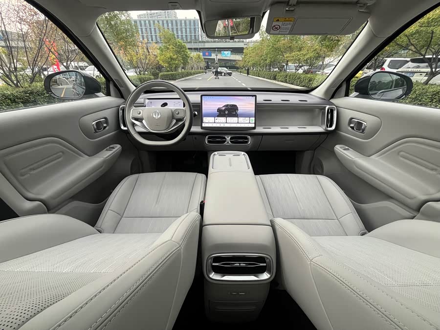 零跑汽车 零跑B10 2025 汽车图片 #14