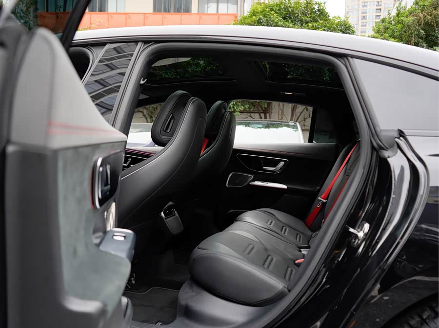 Mercedes-Benz EQE AMG 2023 imagem de carro #14