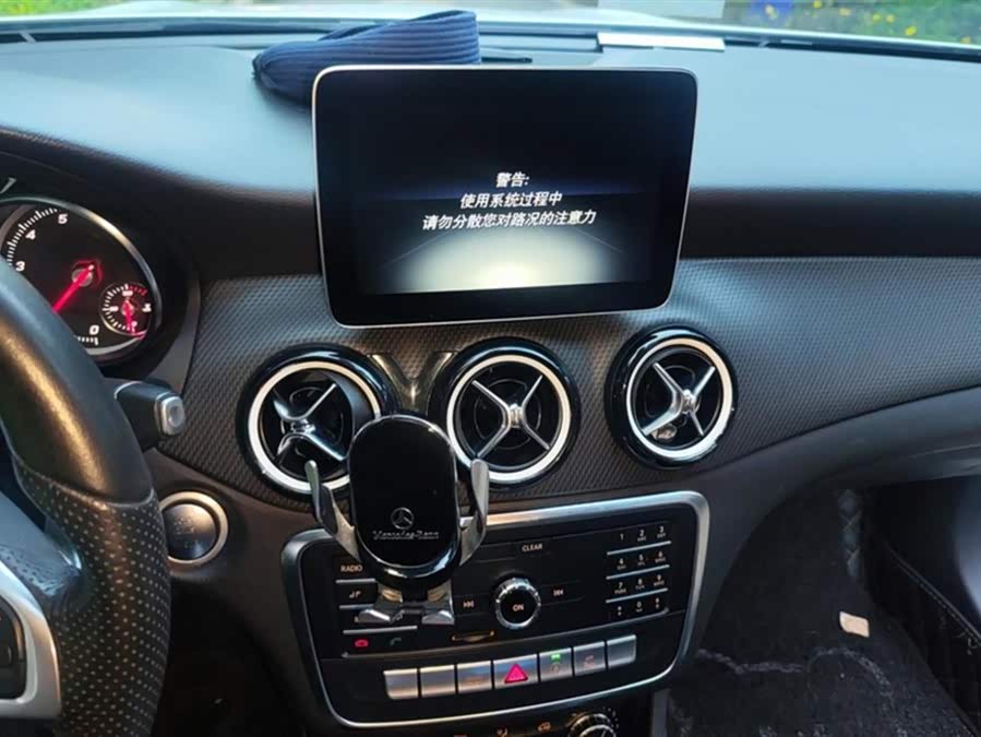 Mercedes-Benz GLA Class (Imported) 2015 #14 Mercedes-Benz GLA Class (Imported) 2015 car image #14