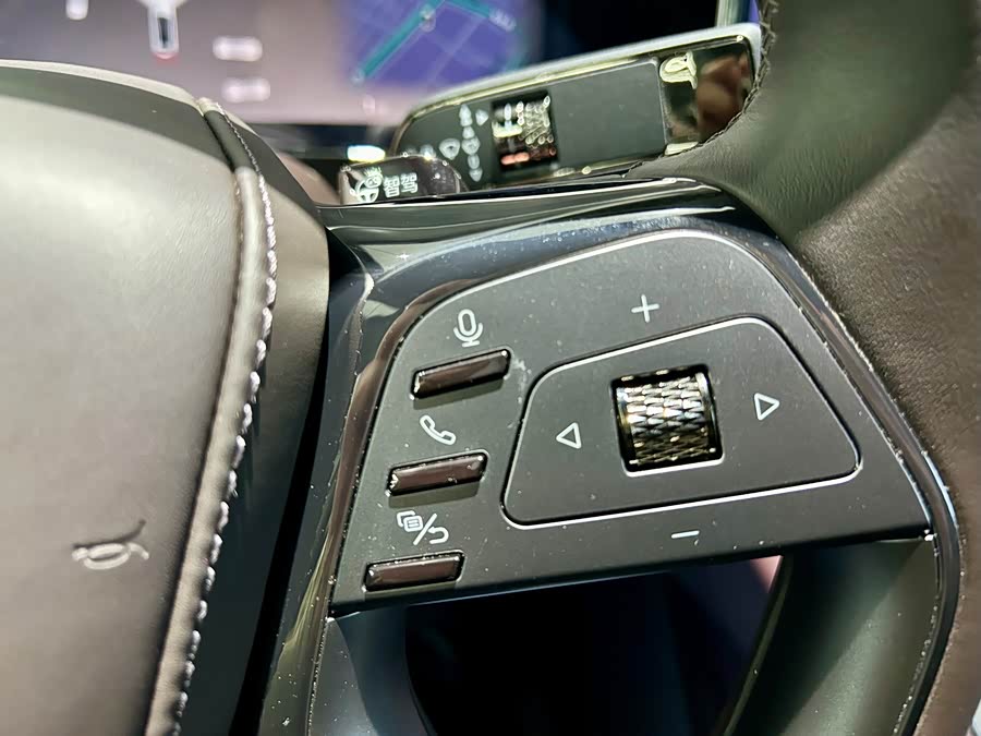 Denza Z9GT 2024 car image #14