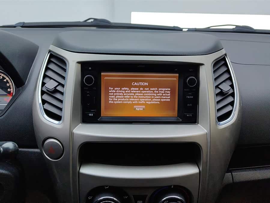 Great Wall M4 2014 صورة سيارة #14