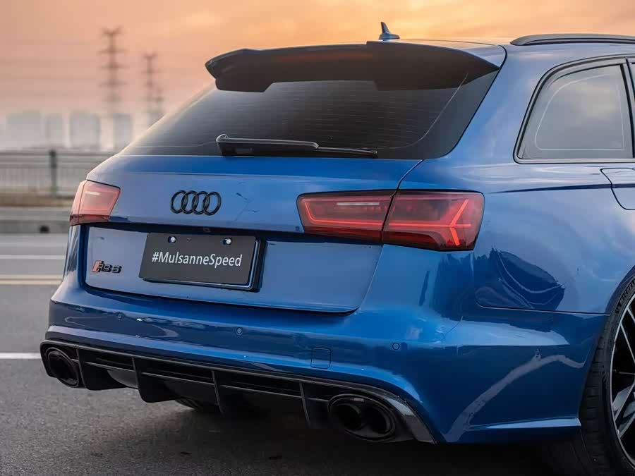 Audi RS 6 2021 immagine di auto #14