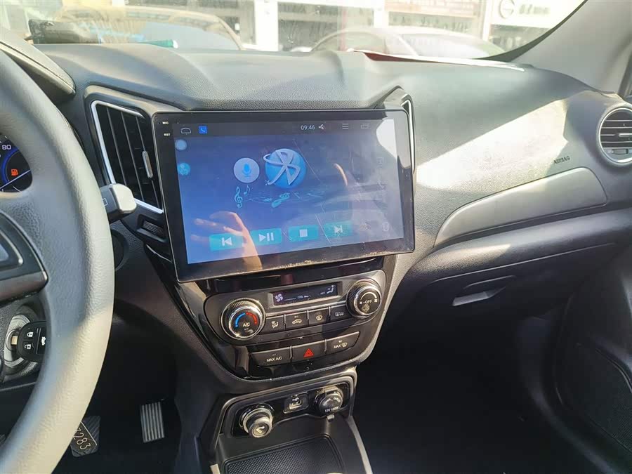 Changan CS15 2017 #14 Changan CS15 2017 car image #14