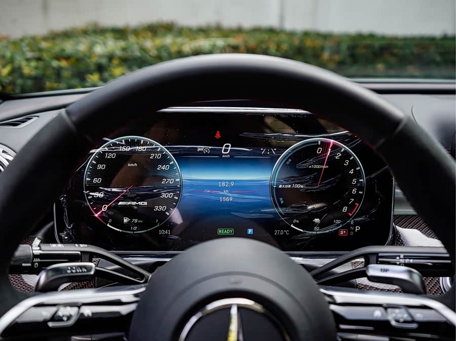 Mercedes-Benz C AMG New Energy 2025 изображение автомобиля #14