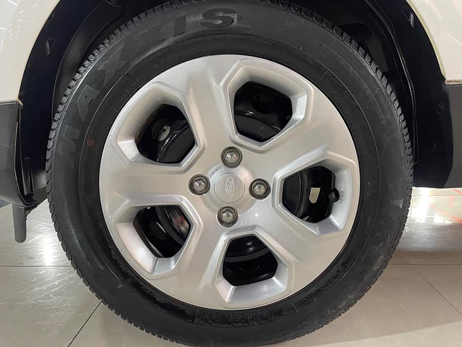 Ford EcoSport 2019 car image #14