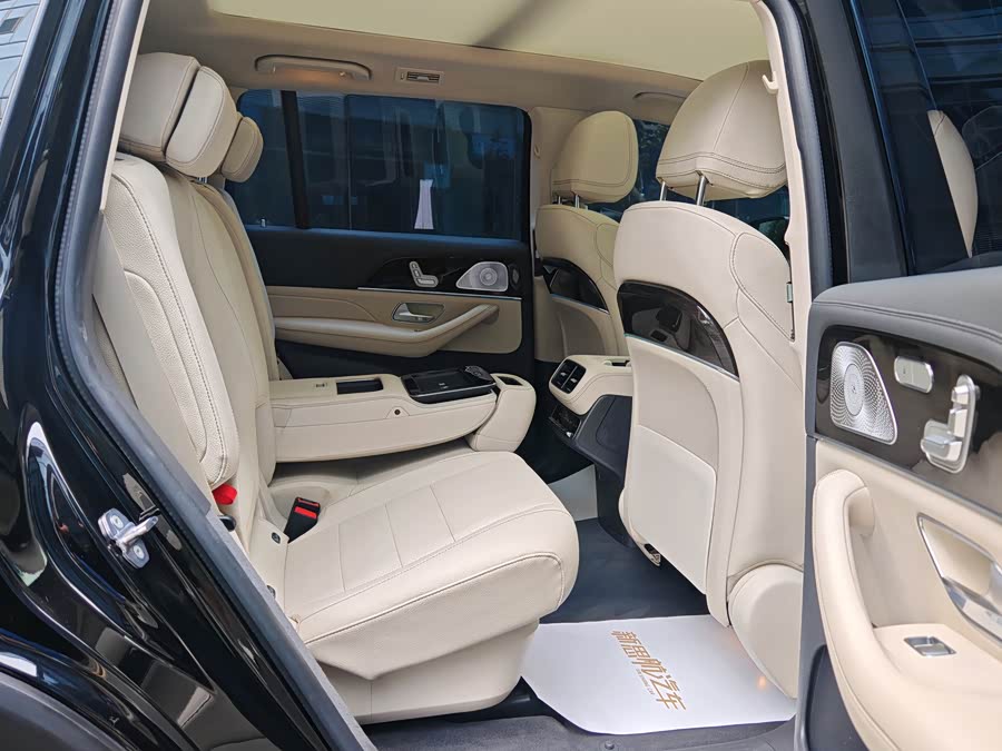 Mercedes-Benz GLS Class 2020 immagine di auto #14