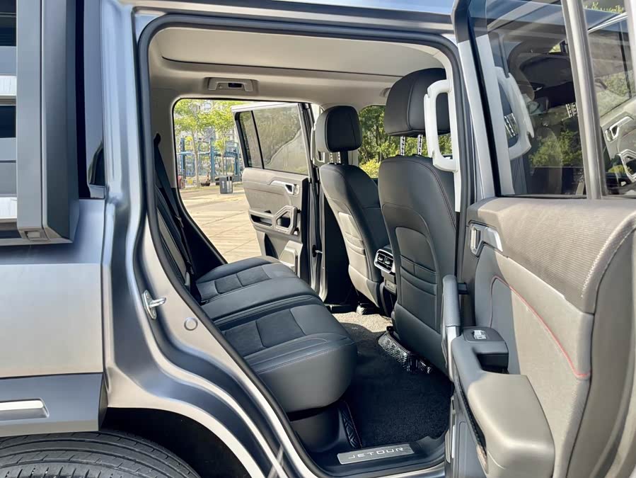 Jetour Traveller 2023 car image #14