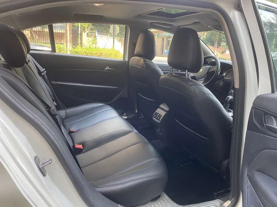 Peugeot 408 2014 car image #14
