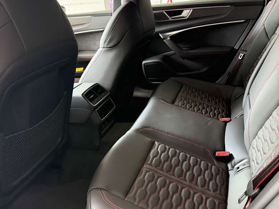 Audi RS 7 car image #14