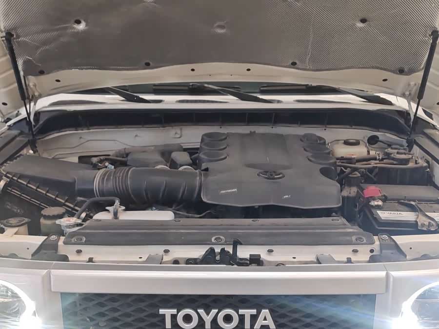 Toyota 2019 image de voiture #14