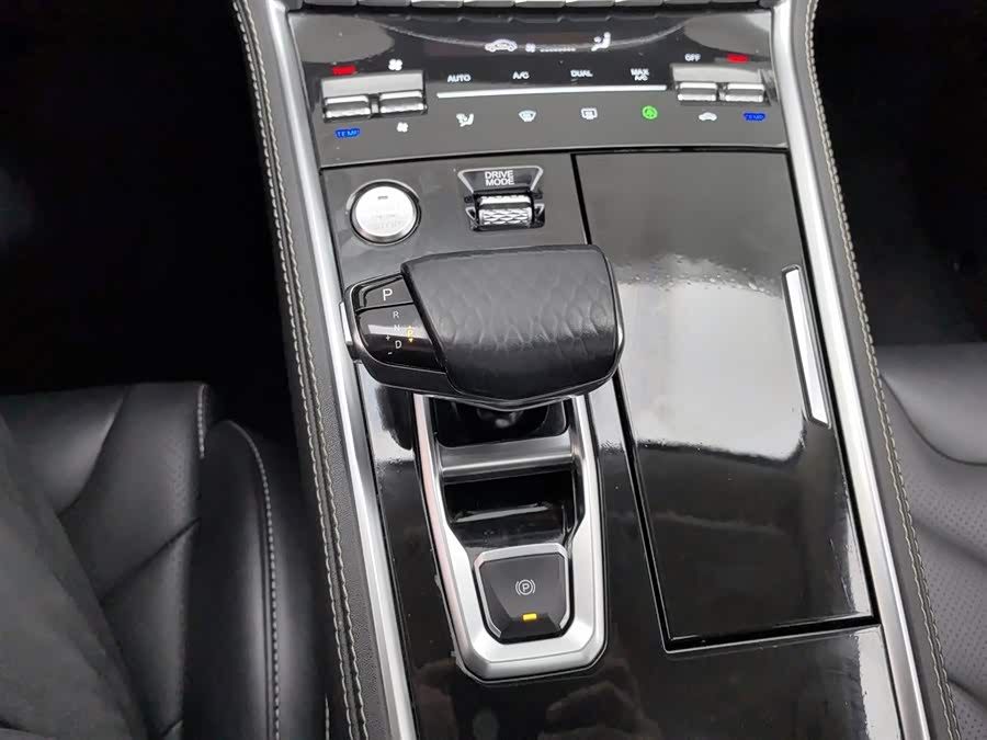 Changan CS85 Coupe 2019 #14 Changan CS85 Coupe 2019 car image #14