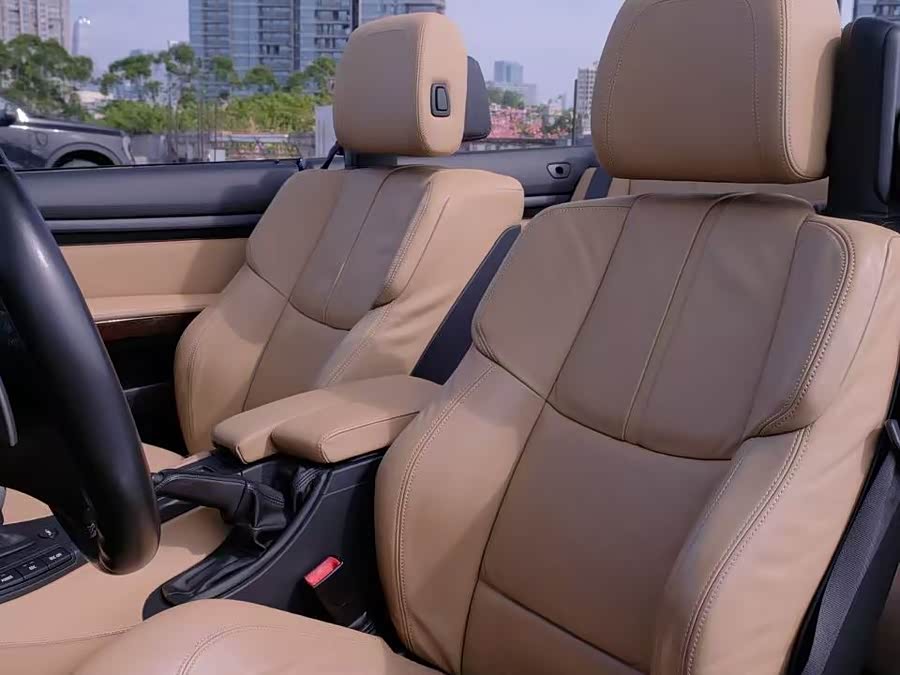 BMW M3 2010 car image #14