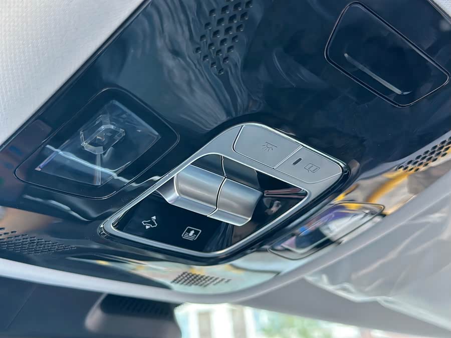 Chery Tiggo7 C-DM car image #14