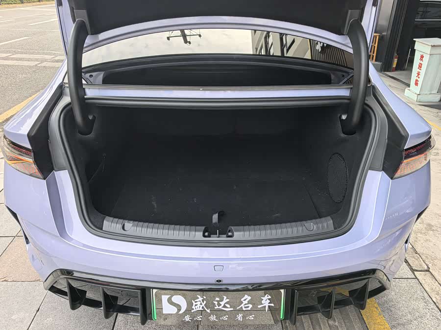 BYD Seal 2025 car image #14