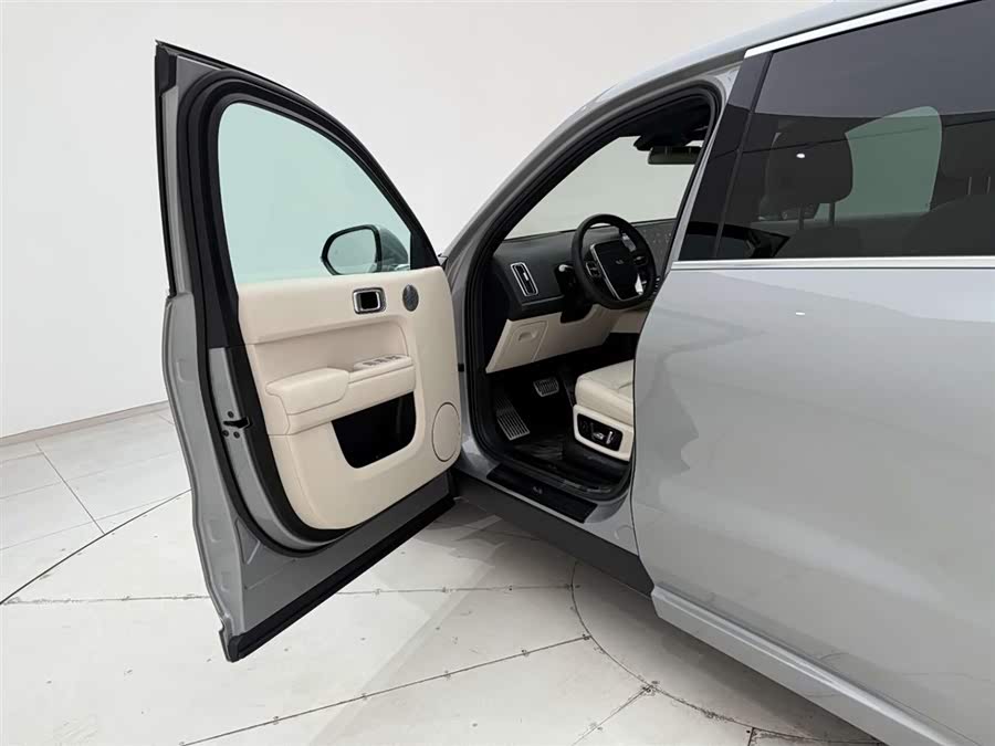 Li L9 2024 imagen de coche #14