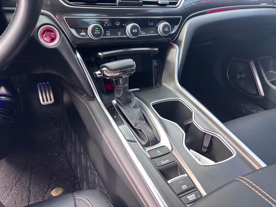Honda Accord 2023 car image #14