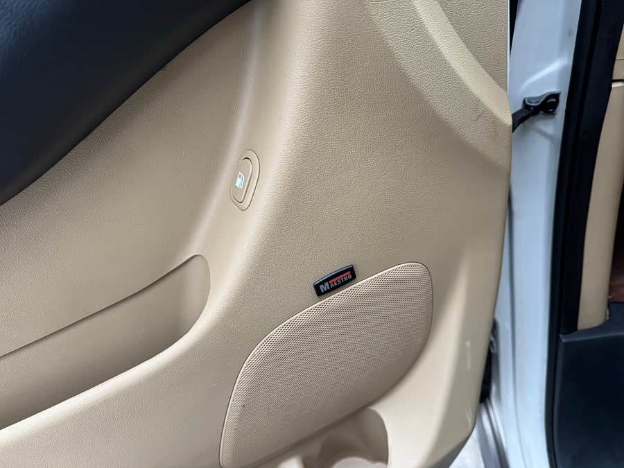 Hyundai H-1 2012 #14 Hyundai H-1 2012 car image #14