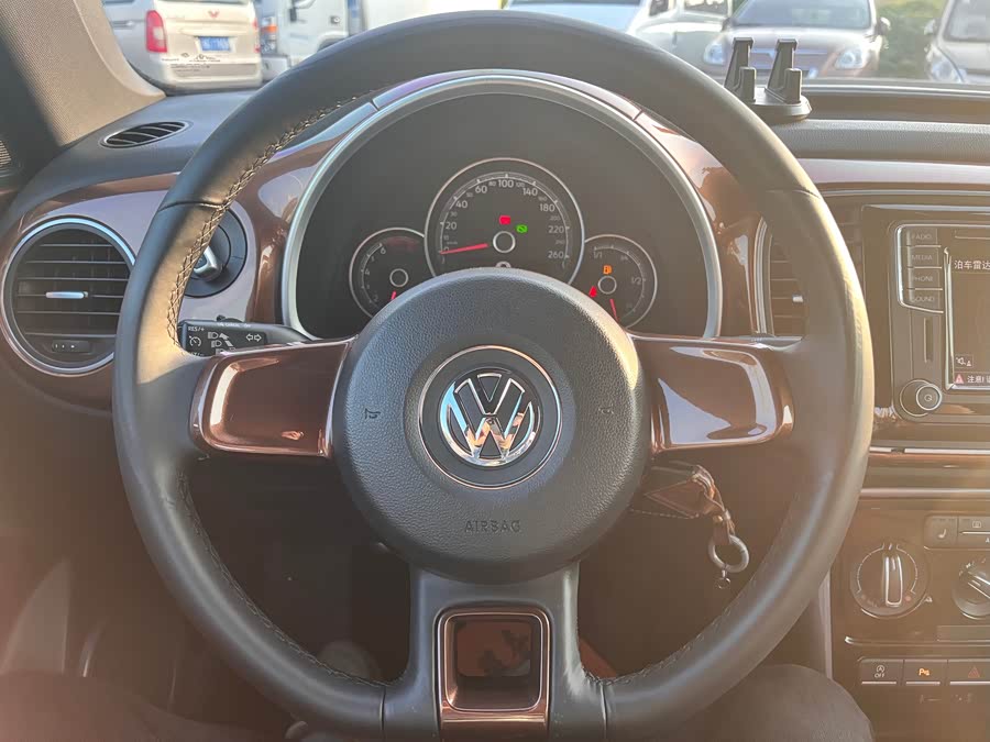 Volkswagen Beetle 2017 immagine di auto #14