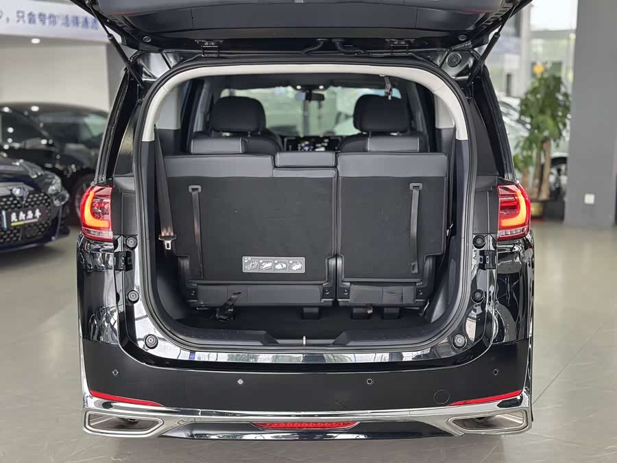 GAC Trumpchi M8 2022 #14 GAC Trumpchi M8 2022 car image #14