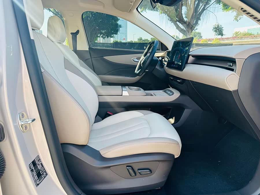 MG ES5 2024 #14 MG ES5 2024 car image #14