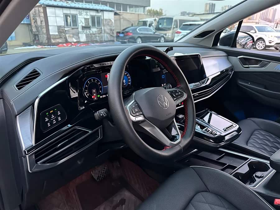 Volkswagen Talagon 2022 car image #14