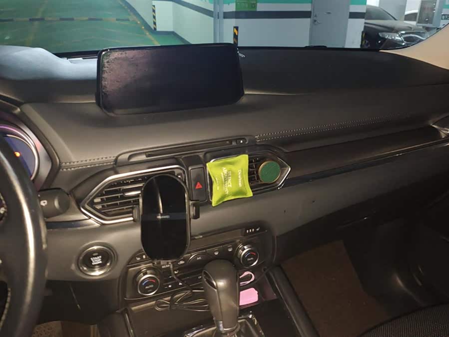 Mazda CX-8 2019 immagine di auto #14