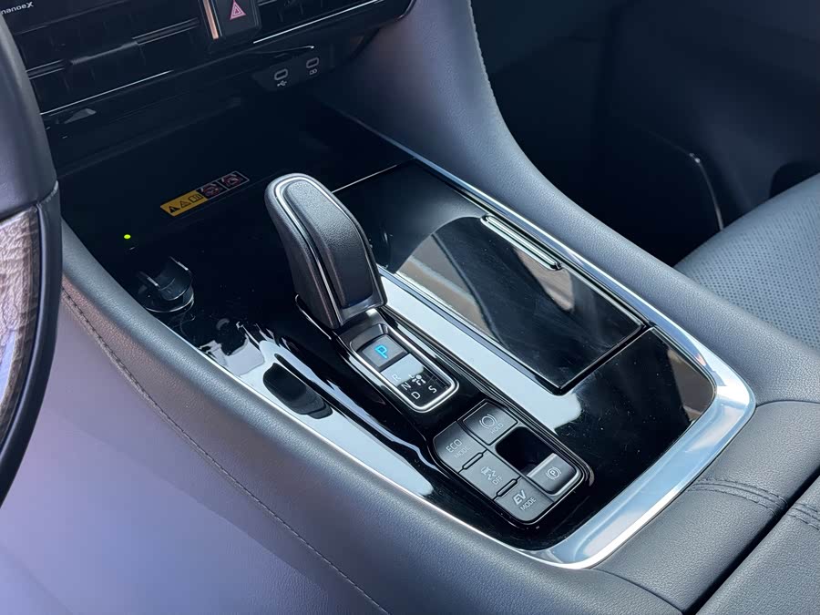 丰田 威尔法 2023 汽车图片 #14