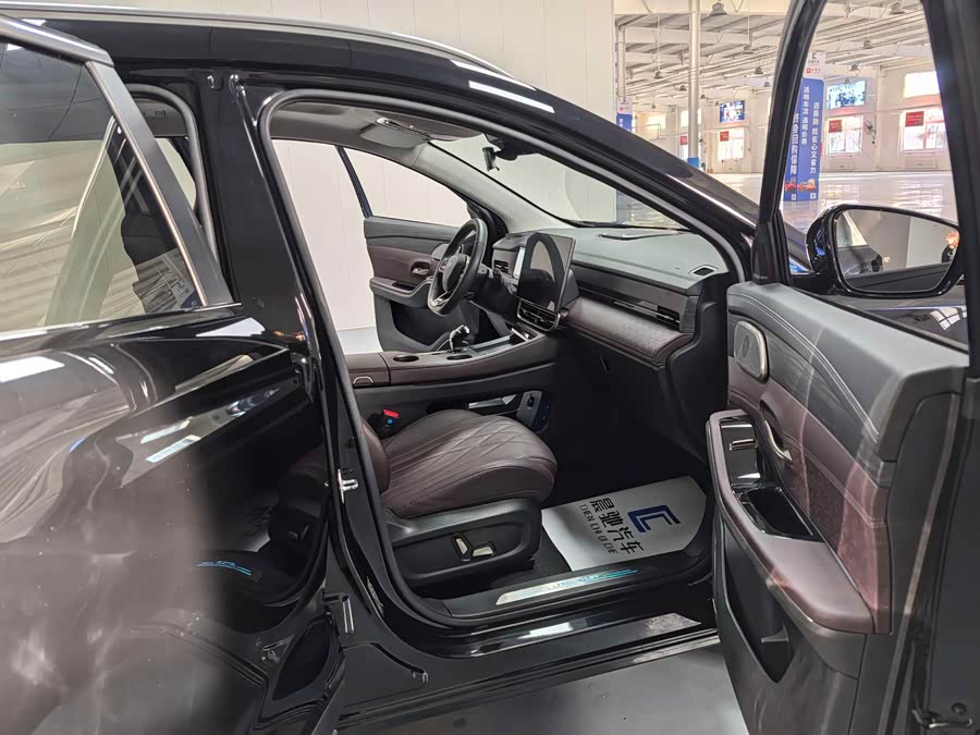 Jetour X90 PRO 2024 car image #14