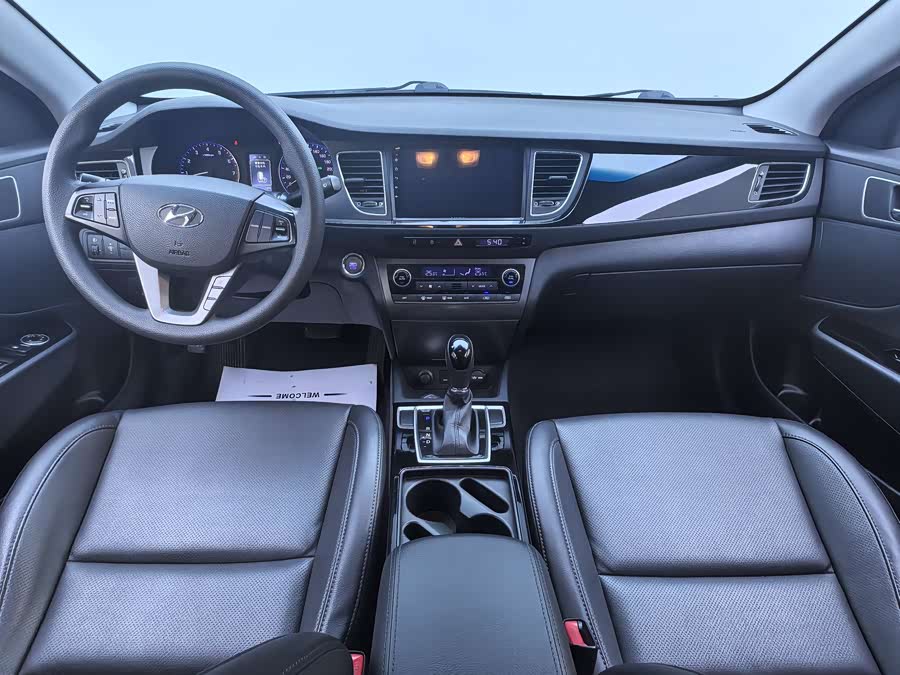 Hyundai Mistra 2014 #14 Hyundai Mistra 2014 car image #14