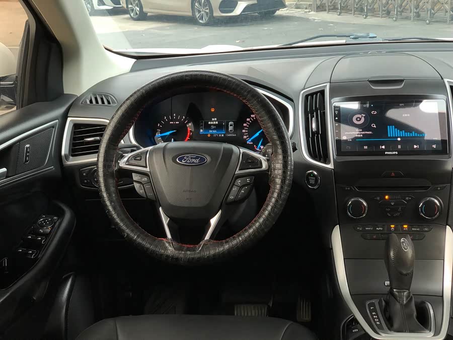 Ford Edge 2018 car image #14