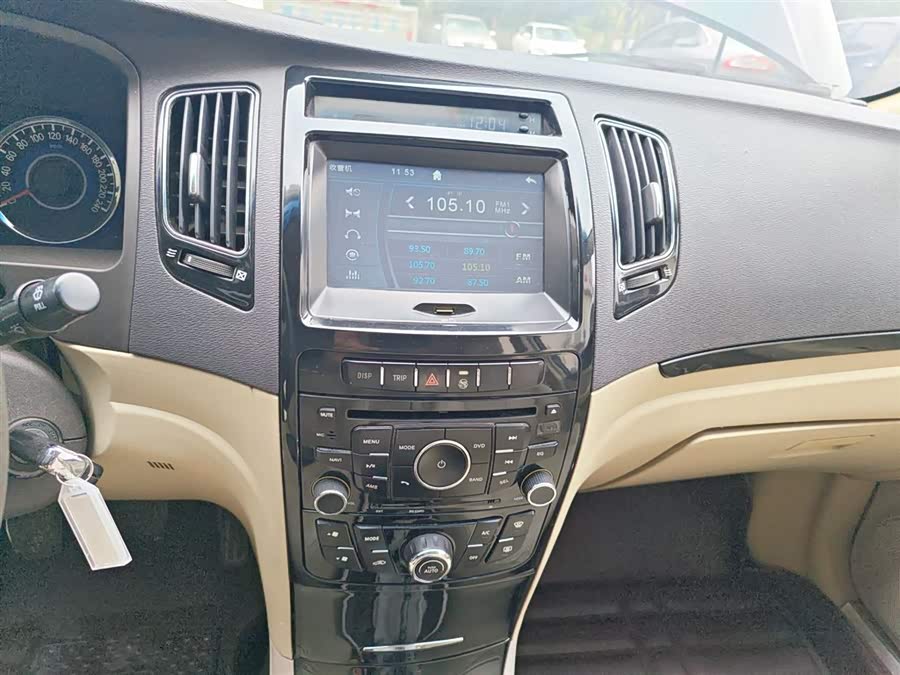 GEELY GC7 2014 #14 GEELY GC7 2014 car image #14