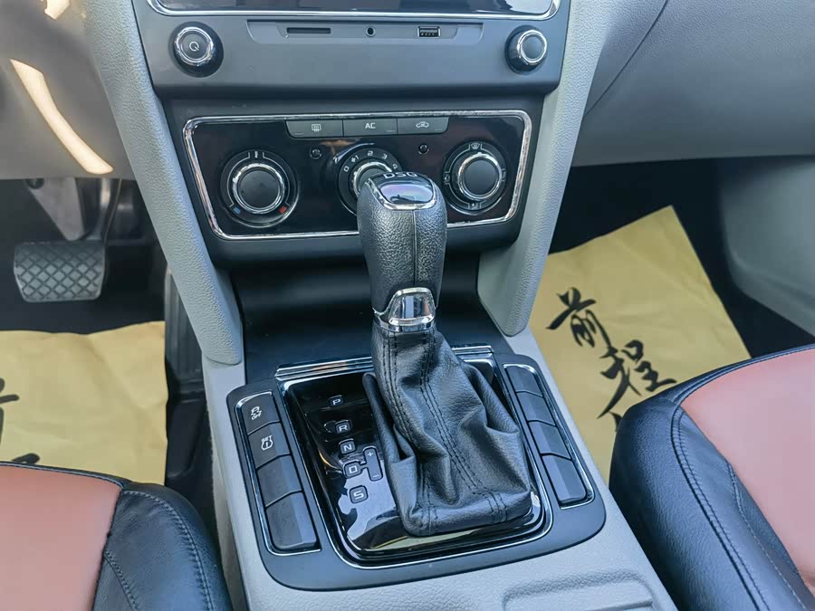 斯柯达 速派 2014 汽车图片 #14