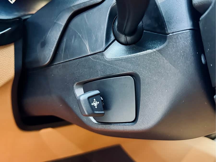 BMW 5 Series 2019 image de voiture #14