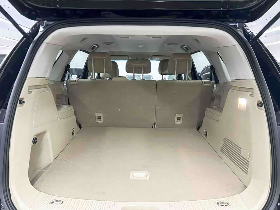 Ford Everest 2020 car image #14