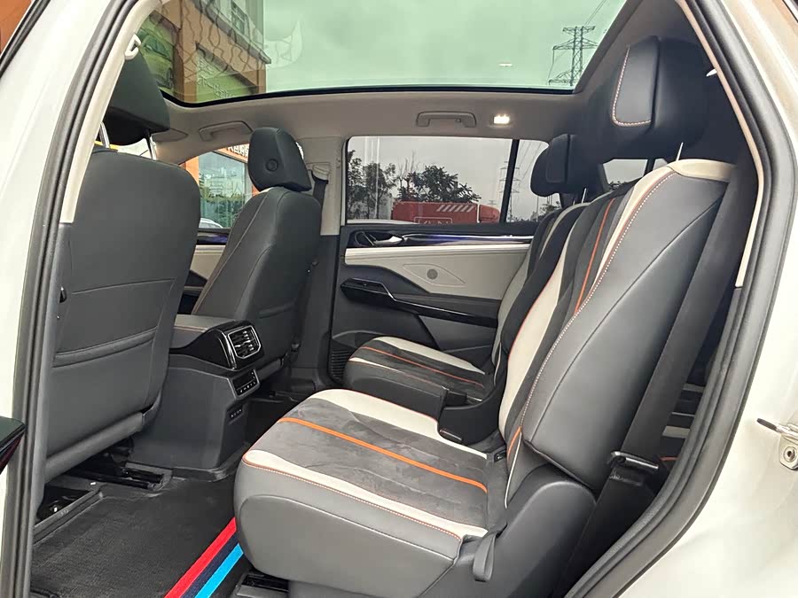 Volkswagen ID.6 Crozz 2022 car image #14