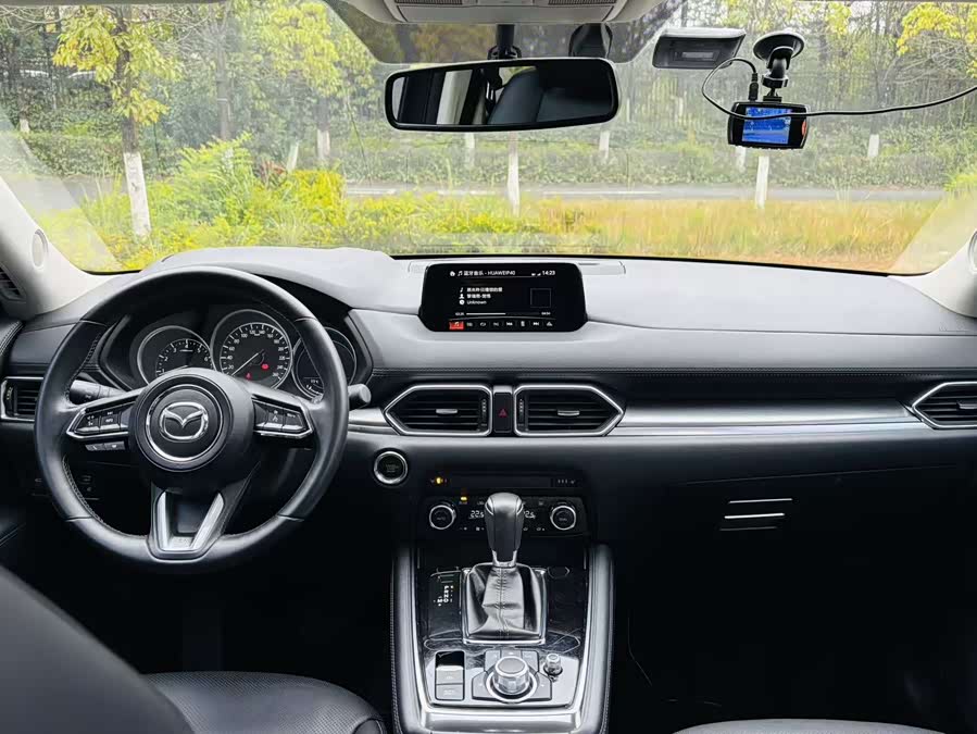 Mazda CX-8 2019 immagine di auto #14